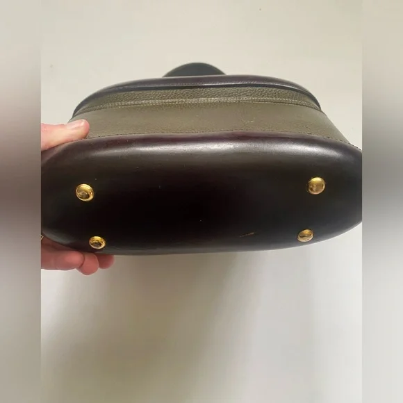 Vintage Olive Green and Brown Travel Purse Bag - Picture 4 of 7